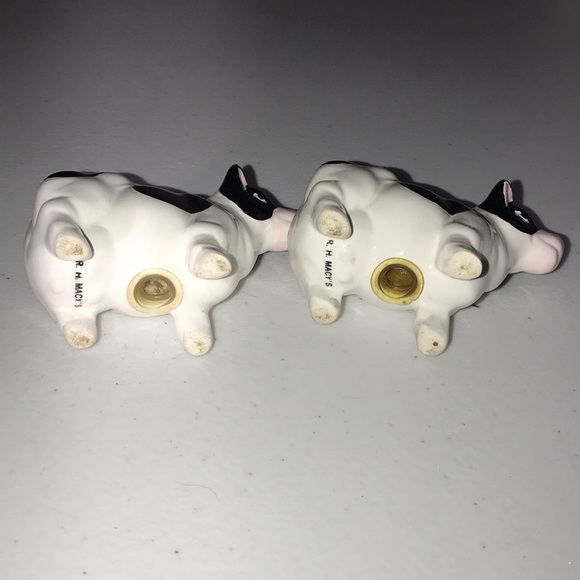 Cow Ceramic Salt and Pepper Shakers - Picture 2 of 3
